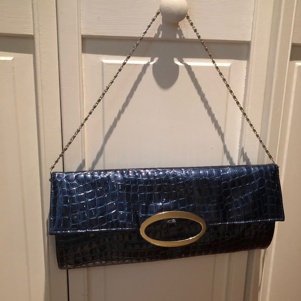 Dark blue clutch